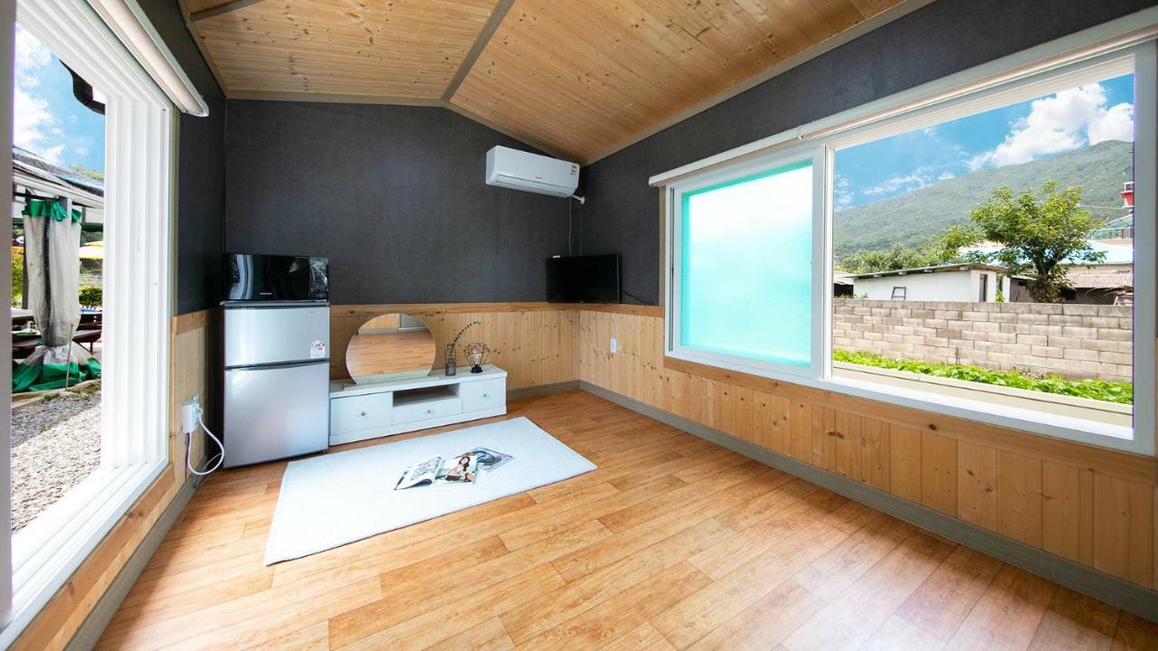 Samcheok Sol Beach Pension Esterno foto