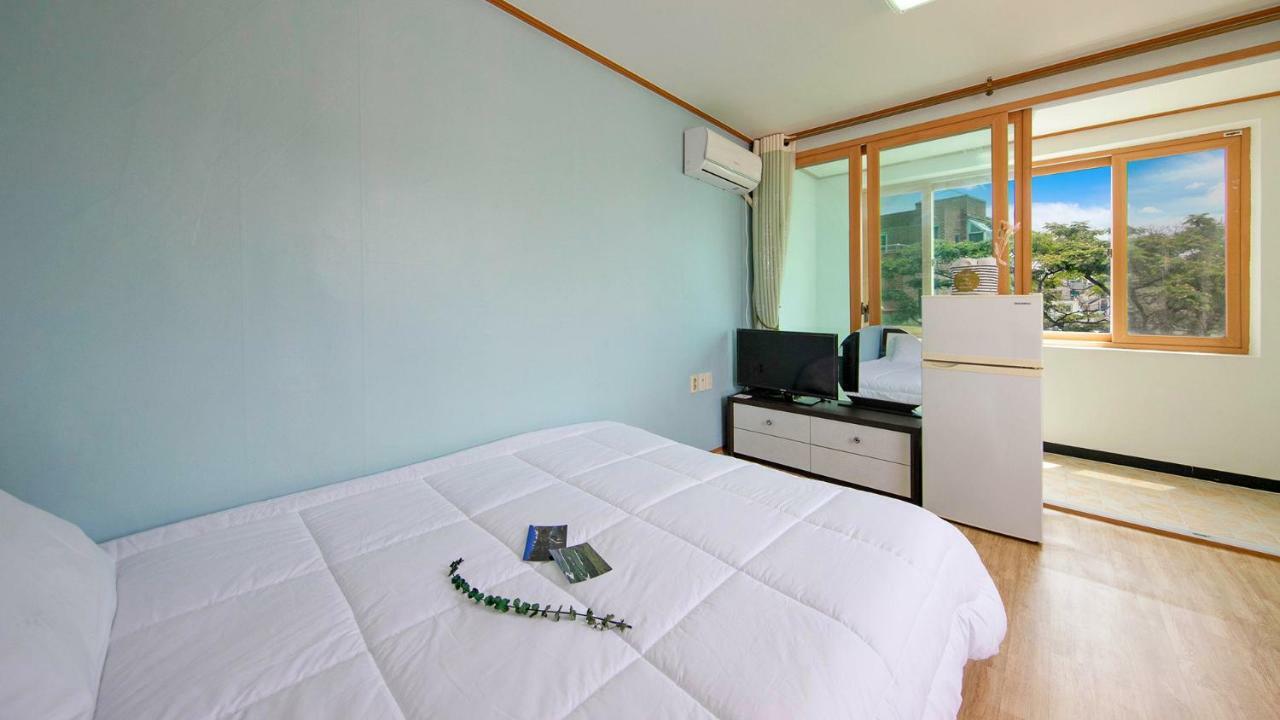 Samcheok Sol Beach Pension Esterno foto