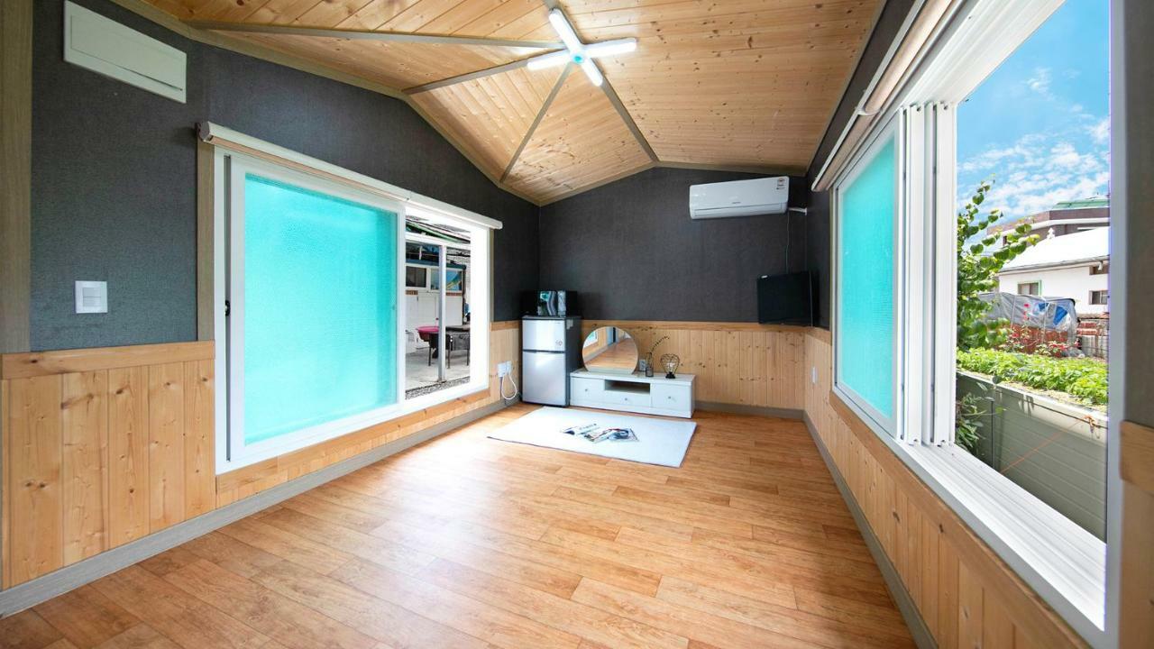 Samcheok Sol Beach Pension Esterno foto