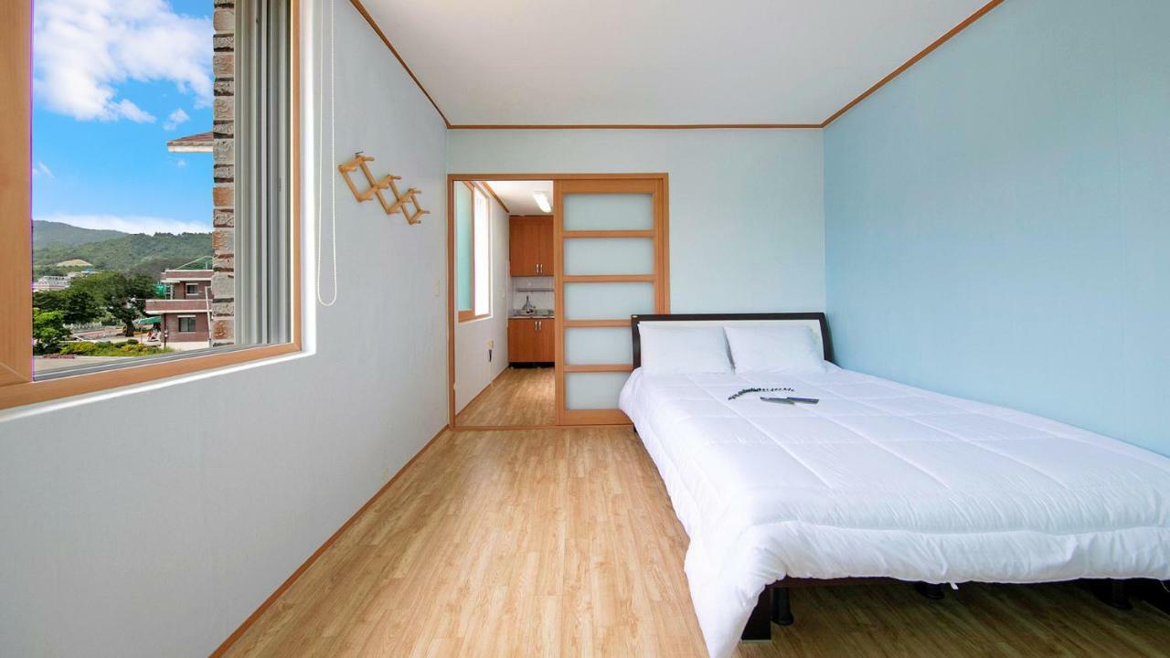 Samcheok Sol Beach Pension Esterno foto